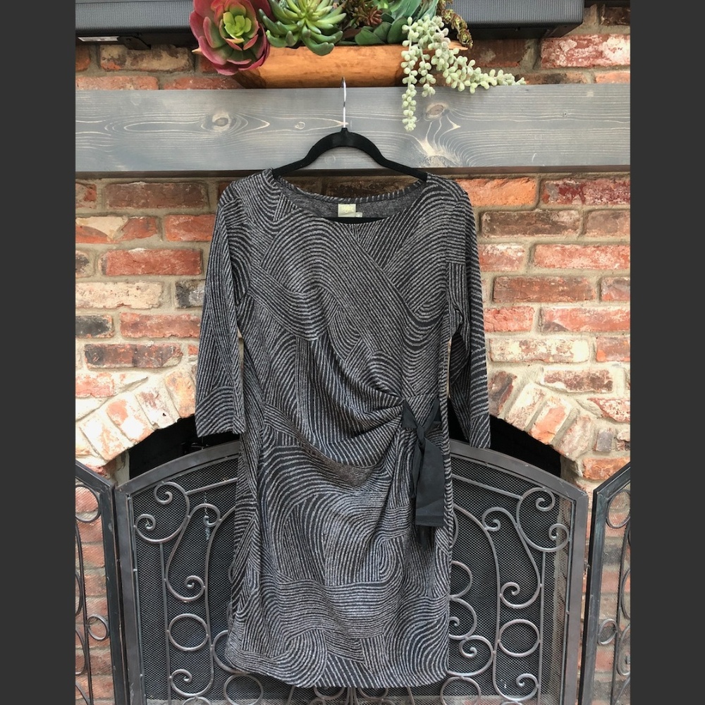 Taylor by Lord & Taylor grey dress with tie